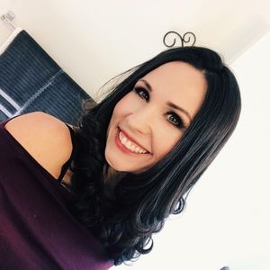 Meet your Posher, Kindra